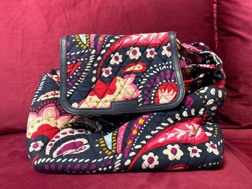 Vera Bradley Quilted Paisley Backpack Purse Purple Pink Navy Blue Drawstring